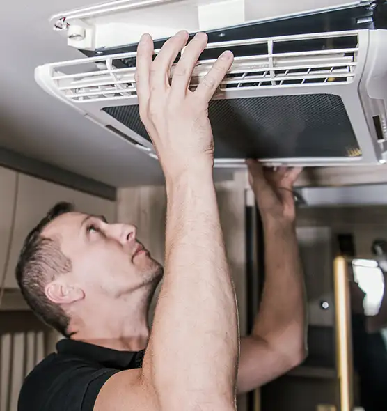  Professional Licensed And Insured Cleaners in Crystal Lake, IL